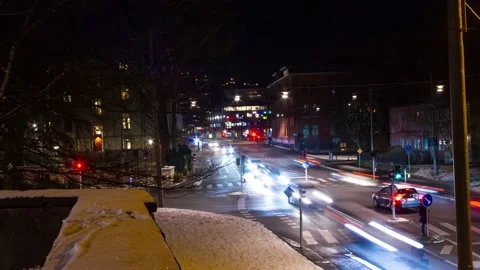 4k night timelapse of traffic at an intersection Video stock 166103008