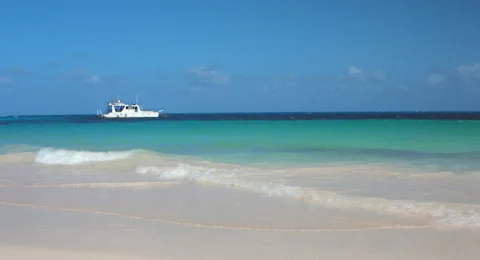 4k Ocean waves on Macao Beach Stock Footage 46309889