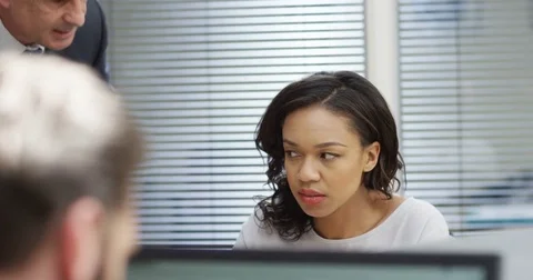 4K Office worker arguing back to her manager when being given a telling off. Stock Footage 76180027