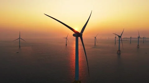 4K Offshore Windmill Park Ocean Aerial Panorama Stockbeeldmateriaal 336548538