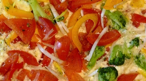 4k omelette with vegetables (close up) Stock Footage 49677676