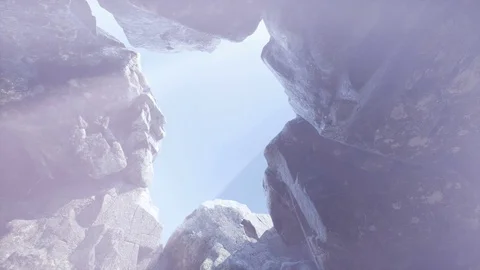 4k Open cave interior, look up to gap in ceiling. show beautiful sunshine  Vídeos de archivo 80866503