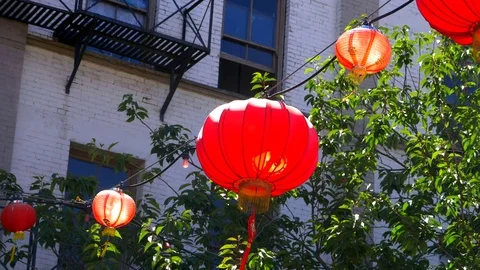 4K Oriental Decorative Lantern, Red Chinese Light, Slow Motion Close Up Stock-Footage 79731847