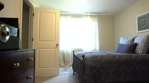 4K Pan of bedroom Vídeos de archivo 145883909