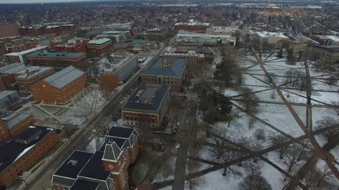 4K PANNING DRONE SHOT OF THE OVAL Video stock 101813856