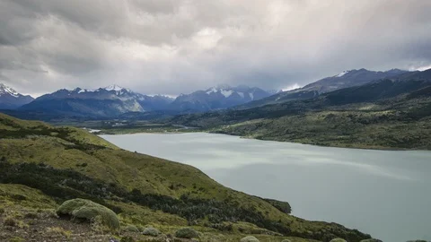 4K Panning Time-lapse of Lago Paine in Torres del Paine Vídeo Stock 95374149
