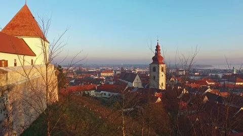4K. Panoramic view from the Castle on the old city Ptuj in Slovenia. Sunset. Vídeo Stock 72374088