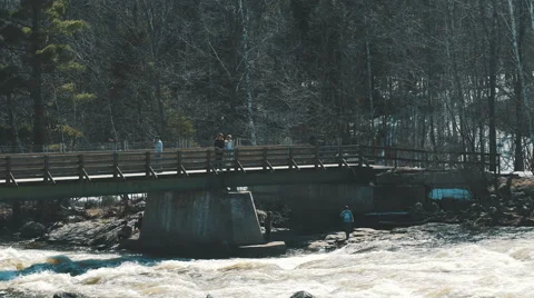 4K - People on bridge Stock Footage 62331060