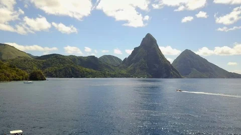 4K Pitons in St Lucia Vídeos de archivo 109227419
