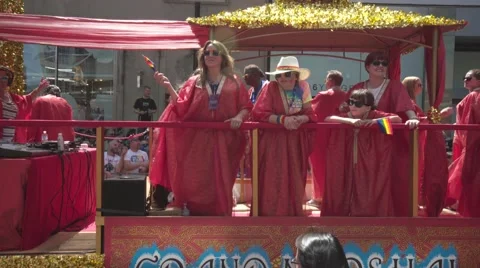 4k Pride Parade 2016 Young Dundas Street Toronto Canada Stock-Footage 66639862