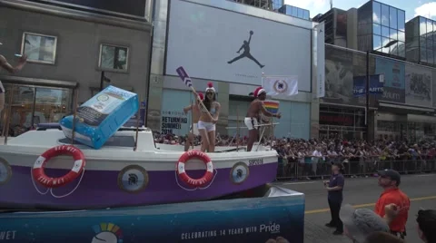 4k Pride Parade 2016 Young Dundas Street Toronto Canada Stock Footage 66640591