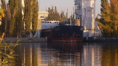 4K. process of boat barges in the lock of the Volga-Don ship canal Stock Footage 96265925