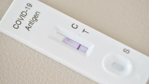 4K Quick test covid-19 positive rapid antigen kit Video stock 172022975