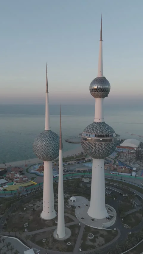 4K RAW Aerial View of the Iconic Kuwait Towers by the Arabian Gulf” Stock-Footage 298037458