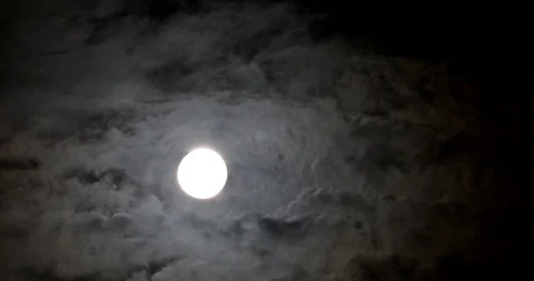 4k Real Time Full Moon In The Cloudy Sky Stock Footage 90812866