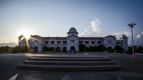 4K resolution of Timelapse footage at Ipoh Train Station during Sunset. Stock Footage 89569880