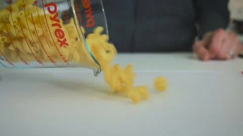 4K - Reverse pasta in bowl Stock Footage 61545523