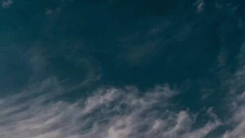 4K Rolling Clouds with Rays of Light Time Lapse 動画素材 348121393
