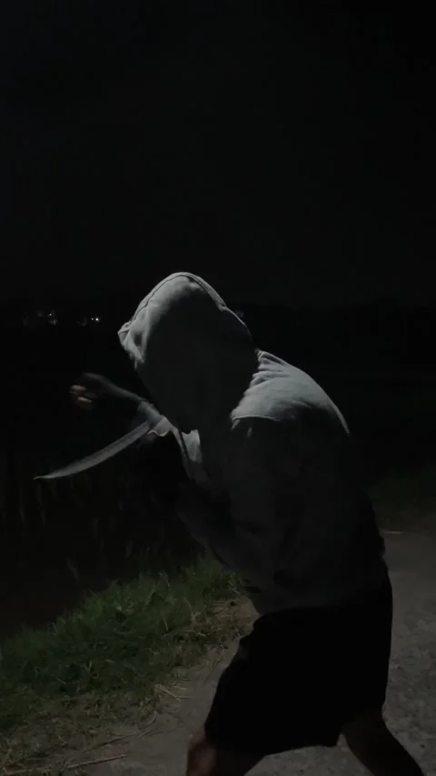 4K Rotate Camera Medium Shot Of An Athlete Doing Shadow Boxing  Stockbeeldmateriaal 337226157