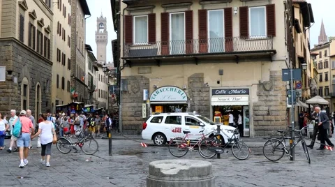 4K Santa Croce piazza shops restaurant, Florence Italy Stock-Footage 68594011