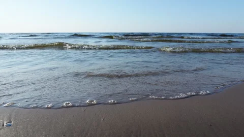 4K - Sea waves on the beach. Slow motion backward Видео 250769823