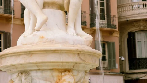 4k selective focus tilt up of a marble fountain Stock Footage 122811451