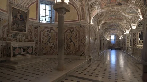 4K senior man in a crypt Stock Footage 90987603