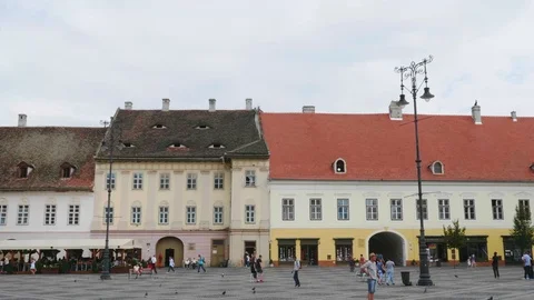 4K shot of Old Town Large Square. Sibiu, Romania Stock-Footage 114606995