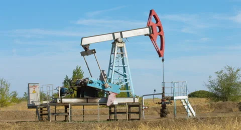 4K shot - working oil pump Stock-Footage 58013418