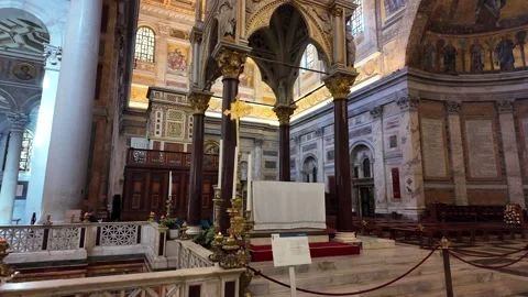 4K Slow Motion Perspective View Of Gothic Altar San Paolo Rome Stock-Footage 331539129