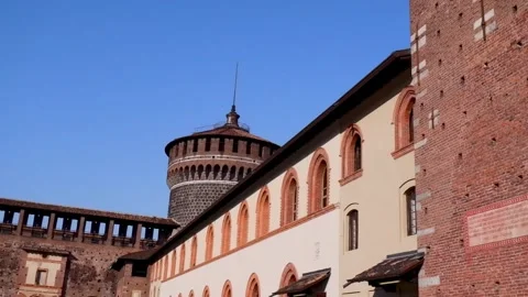 4K Slow Motion Perspective View Of Castello Sforzesco Courtyard 動画素材 332121922