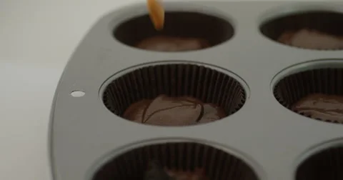 4k slow motion shot of preparing macaroons. Video stock 47543133