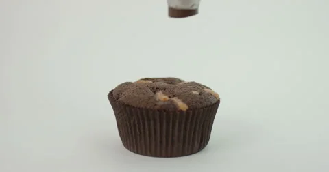 4k slow motion shot of preparing macaroons. Stock Footage 47554238