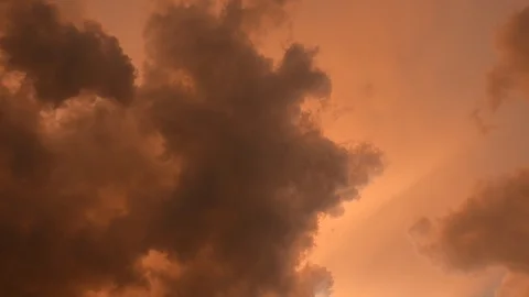 4K Slowly Moving Thunder Clouds Sunset Timelapse 1 Vídeos de archivo 93945313