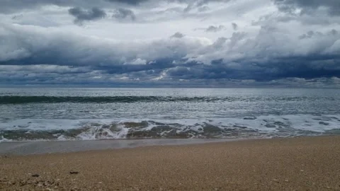 4K Soft Waves Rolling to Shore — Peaceful Nature Moment Stock Footage 318869540