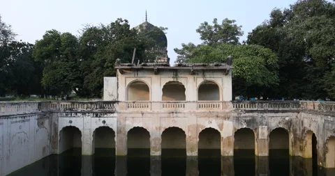 4k-Step Well at Qutb Shahi Tombs Stock Footage 142298139