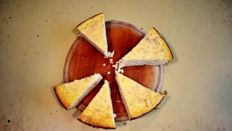 4K Stop motion of a delicious cheese cake disappearing Stock Footage 71624334