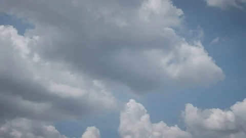 4K. Storm is coming. time lapse of beautiful blue sky and dark white cloud Stock Footage 117903528