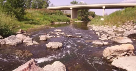 4k Stream &amp; Bridge Video stock 79897126