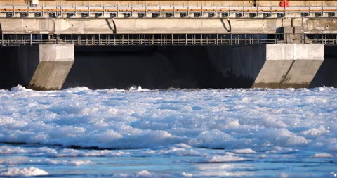 4K - A stream of water falling from a hydroelectric dam Video stock 249669712