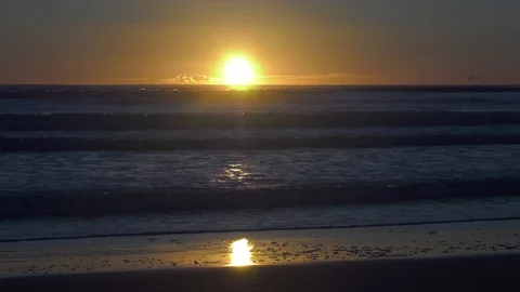 4K Sunrise over Dark Ocean Waves - Beauty in nature Stock Footage 106977958