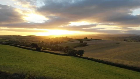 4K Sunset Flight Over Devon Farmland Video stock 104674870