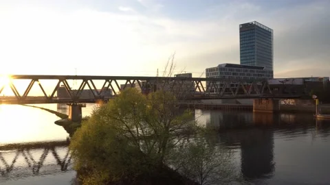 4k sunset pan shot of Steigenberger Hotel from Stephanibrücke, Bremen. Stock Footage 194668342