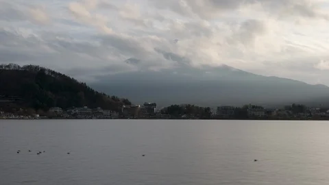 4K sunset time-lapse of mt. Fuji at Lake Kawaguchi, Japan Stock-Footage 102443589