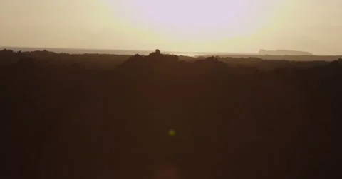 4K: Sunset/Nature Landscape Panning up Stock Footage 63233595