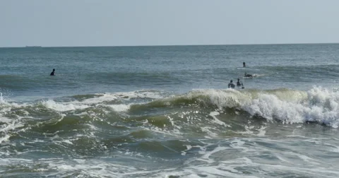 4K, Surfing, ocean, waves Stockbeeldmateriaal 46689139