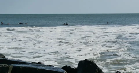 4K, Surfing, ocean, waves Stockbeeldmateriaal 46689429