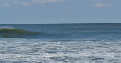 4K, Surfing, ocean, waves Stockbeeldmateriaal 46689511