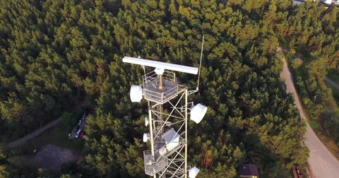 4K - Telecommunications tower with radar system Stock-Footage 67584737