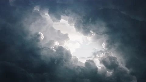 4k  Thunderstorm Clouds With Lightning 스톡 동영상 166982411